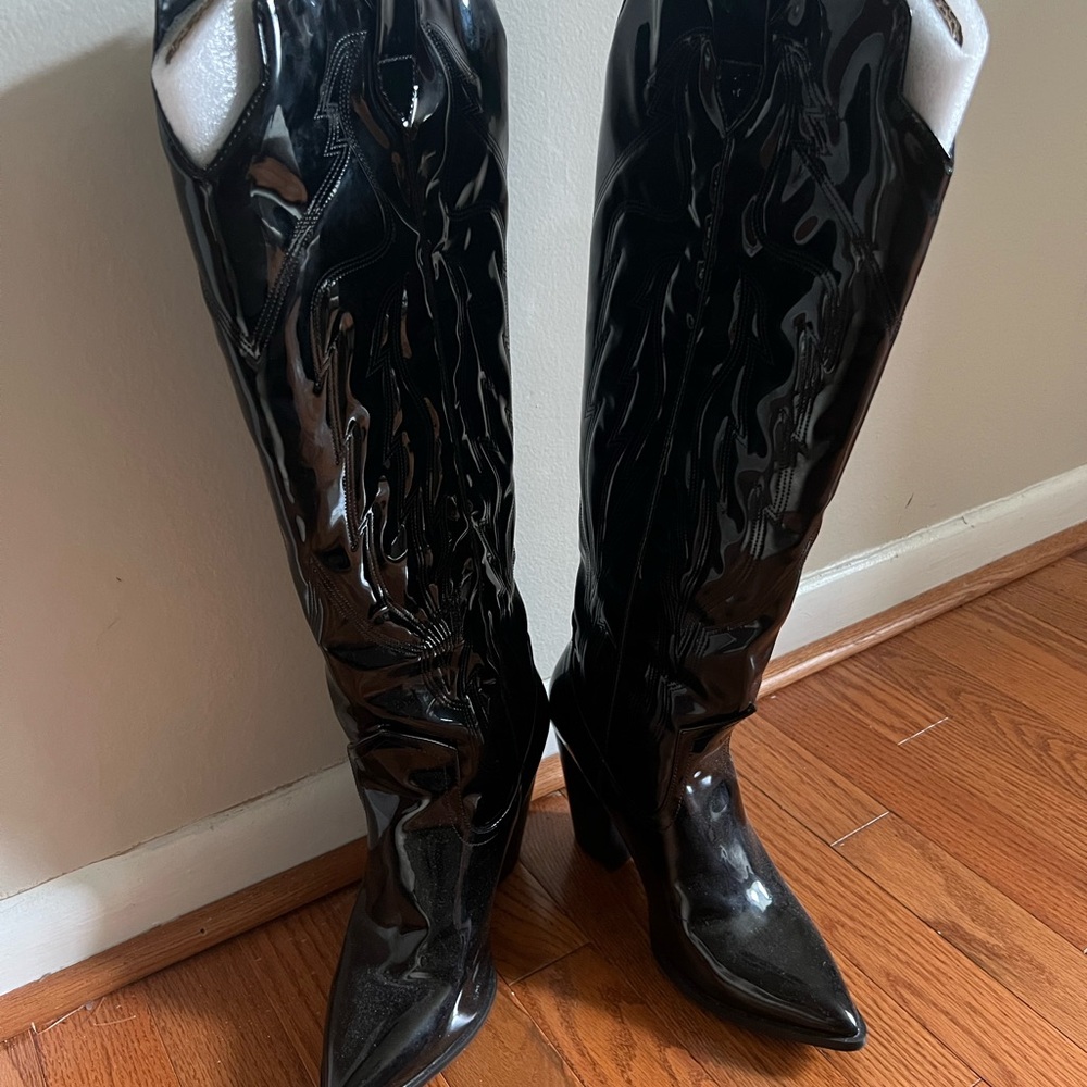 Steve Madden Shiny Black Heeled Boots